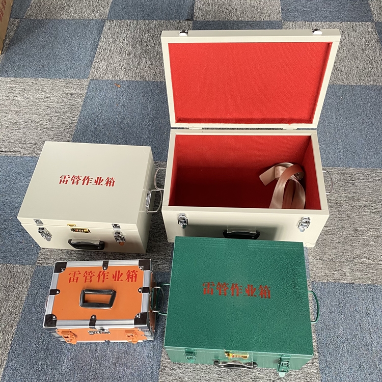 昌江爆破工程作业箱如何选择？玻璃钢与传统材质的全面对比
